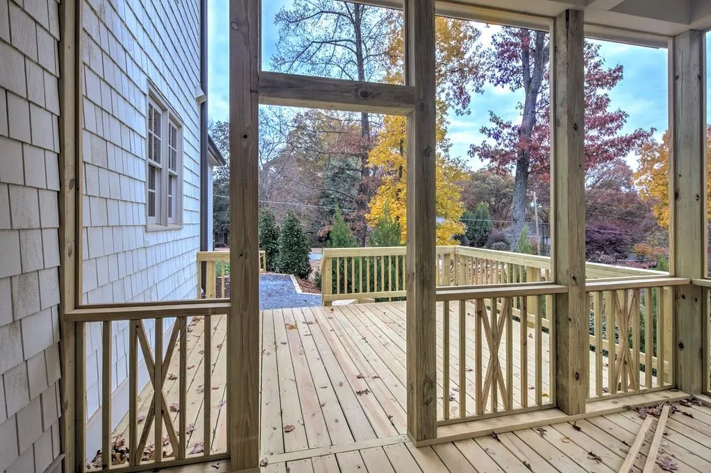 415 Elden Drive, Sandy Springs, Georgia 30342, 6 Bedrooms Bedrooms, ,5 BathroomsBathrooms,Residential,Sold,415 Elden Drive,5742423