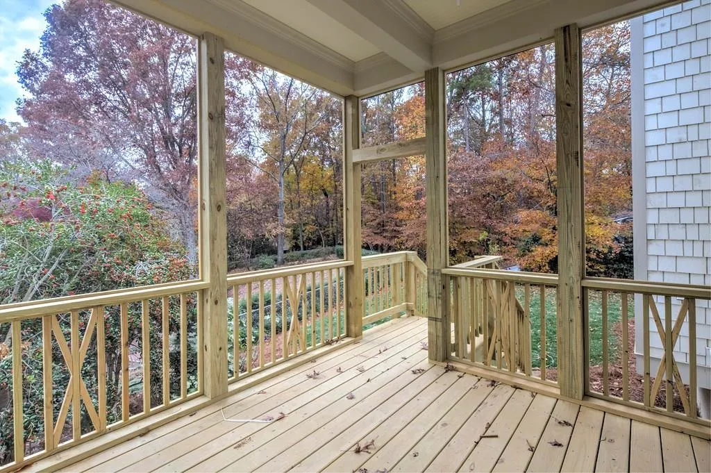 415 Elden Drive, Sandy Springs, Georgia 30342, 6 Bedrooms Bedrooms, ,5 BathroomsBathrooms,Residential,Sold,415 Elden Drive,5742423