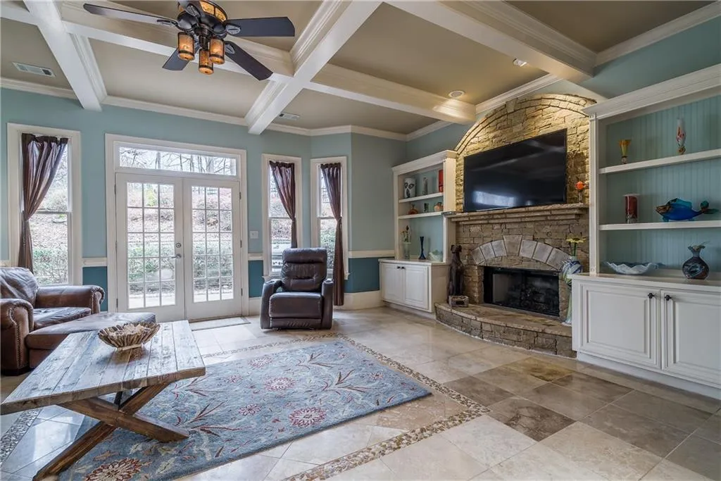 7882 Stratford Lane, Sandy Springs, Georgia 30350, 5 Bedrooms Bedrooms, ,5 BathroomsBathrooms,Residential,Sold,7882 Stratford Lane,5958011