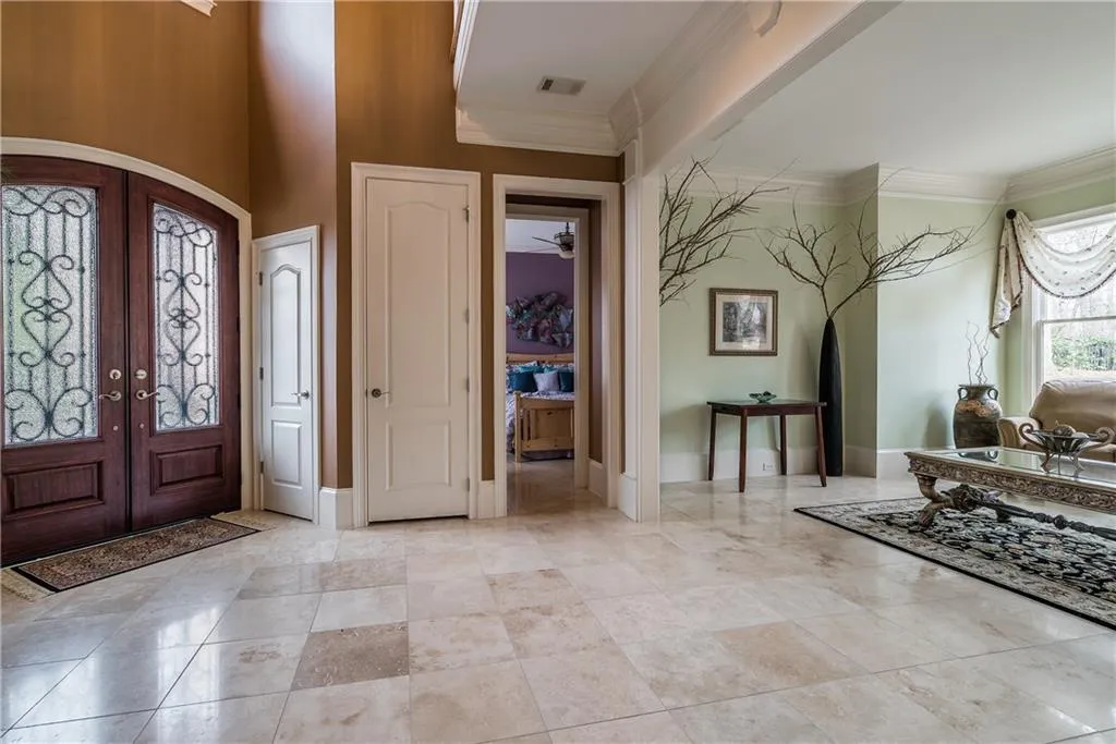 7882 Stratford Lane, Sandy Springs, Georgia 30350, 5 Bedrooms Bedrooms, ,5 BathroomsBathrooms,Residential,Sold,7882 Stratford Lane,5958011