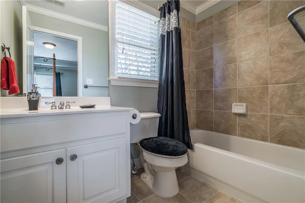 7882 Stratford Lane, Sandy Springs, Georgia 30350, 5 Bedrooms Bedrooms, ,5 BathroomsBathrooms,Residential,Sold,7882 Stratford Lane,5958011