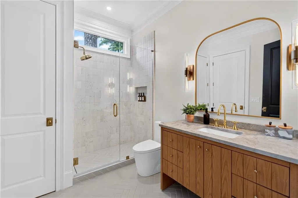 Newly renovated guest bathroom