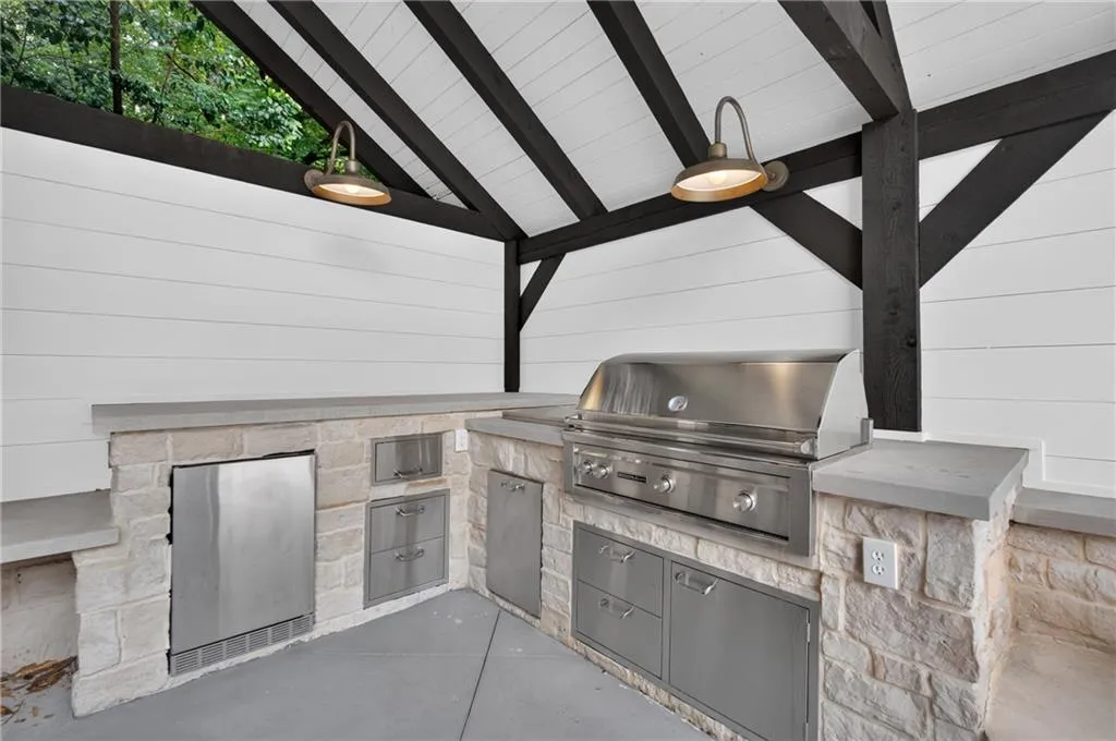 3659 Northside Drive Nw, Atlanta, Georgia 30305, 5 Bedrooms Bedrooms, 0 ,6 BathroomsBathrooms,Residential,For Sale,3659 Northside Drive Nw,7810605