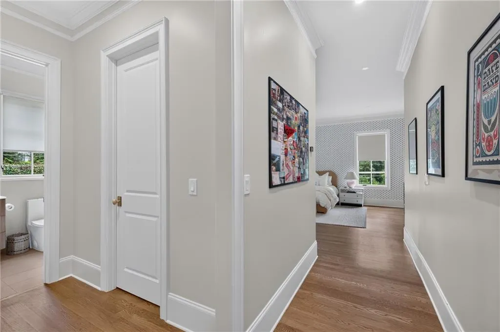 3659 Northside Drive Nw, Atlanta, Georgia 30305, 5 Bedrooms Bedrooms, 0 ,6 BathroomsBathrooms,Residential,For Sale,3659 Northside Drive Nw,7810605