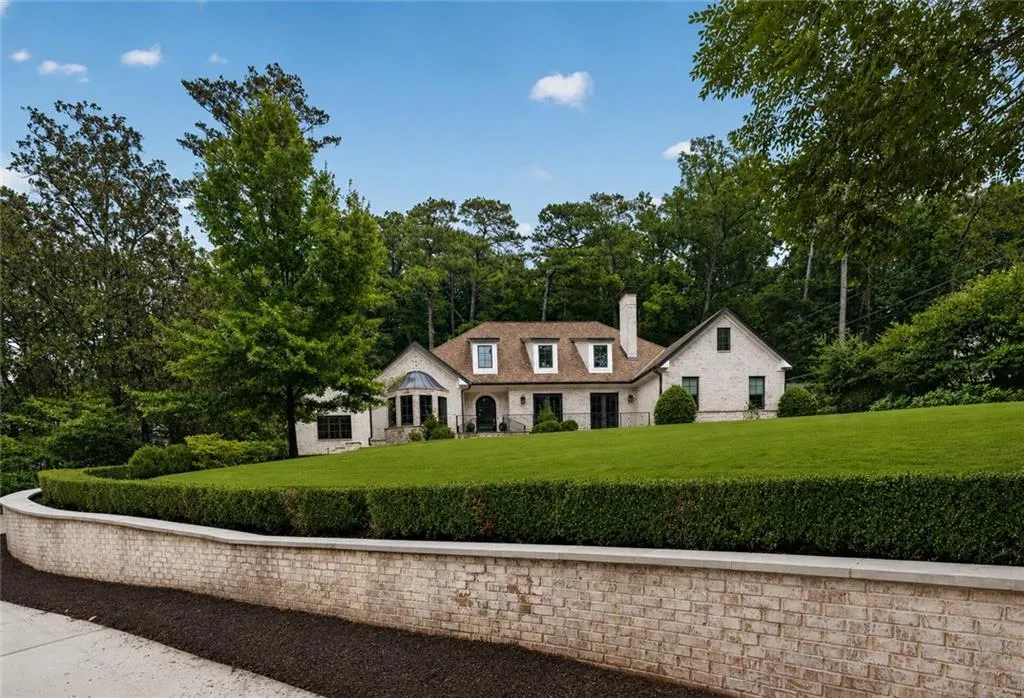 3659 Northside Drive Nw, Atlanta, Georgia 30305, 5 Bedrooms Bedrooms, 0 ,6 BathroomsBathrooms,Residential,For Sale,3659 Northside Drive Nw,7810605