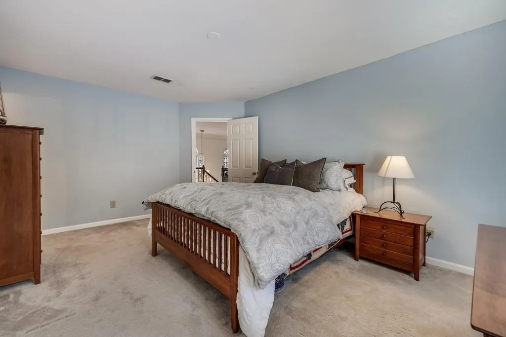 895 Waddington Court, Sandy Springs, Georgia 30350, 4 Bedrooms Bedrooms, ,4 BathroomsBathrooms,Residential,Sold,895 Waddington Court,6989056
