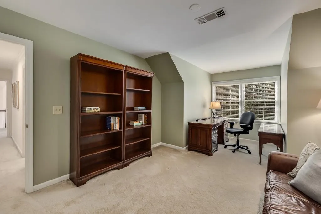 895 Waddington Court, Sandy Springs, Georgia 30350, 4 Bedrooms Bedrooms, ,4 BathroomsBathrooms,Residential,Sold,895 Waddington Court,6989056
