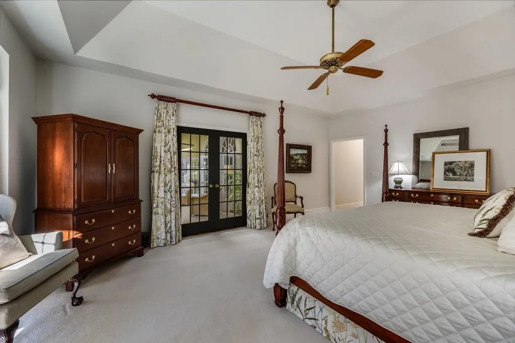 895 Waddington Court, Sandy Springs, Georgia 30350, 4 Bedrooms Bedrooms, ,4 BathroomsBathrooms,Residential,Sold,895 Waddington Court,6989056
