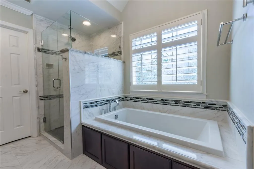 205 Summerhouse Lane, Sandy Springs, Georgia 30350, 5 Bedrooms Bedrooms, ,5 BathroomsBathrooms,Residential,Sold,205 Summerhouse Lane,6604996