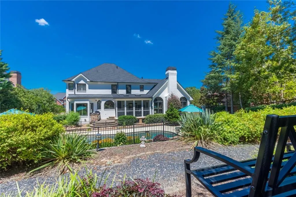 205 Summerhouse Lane, Sandy Springs, Georgia 30350, 5 Bedrooms Bedrooms, ,5 BathroomsBathrooms,Residential,Sold,205 Summerhouse Lane,6604996