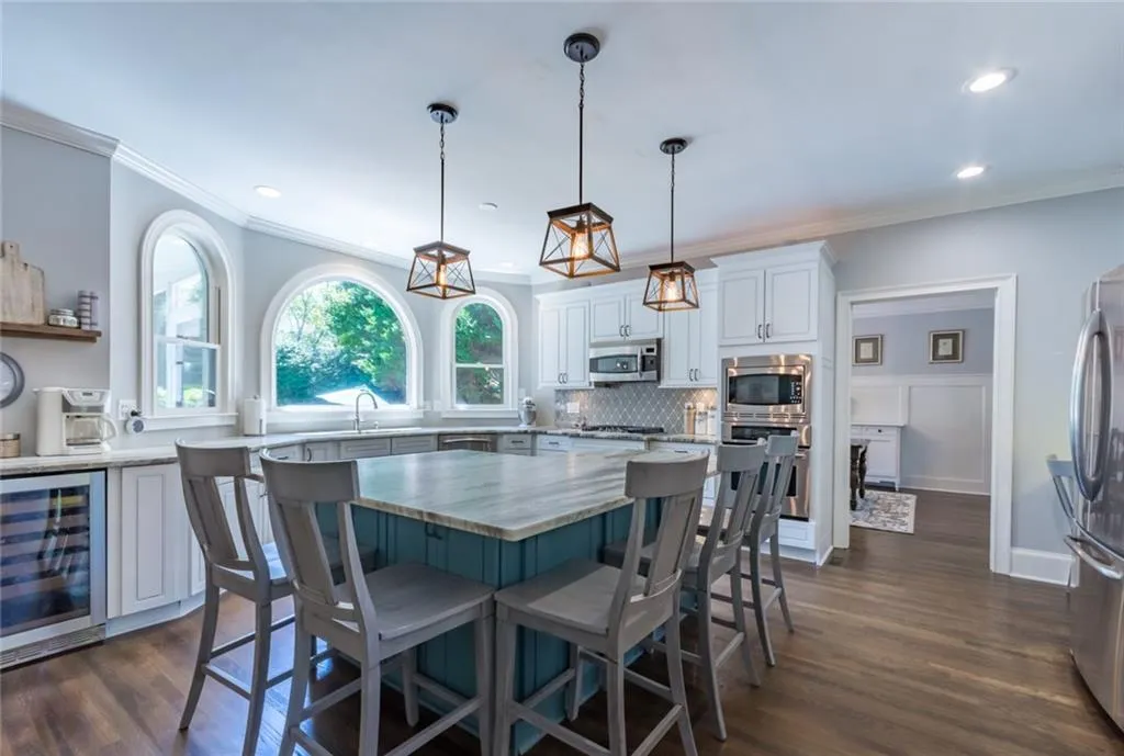 205 Summerhouse Lane, Sandy Springs, Georgia 30350, 5 Bedrooms Bedrooms, ,5 BathroomsBathrooms,Residential,Sold,205 Summerhouse Lane,6604996