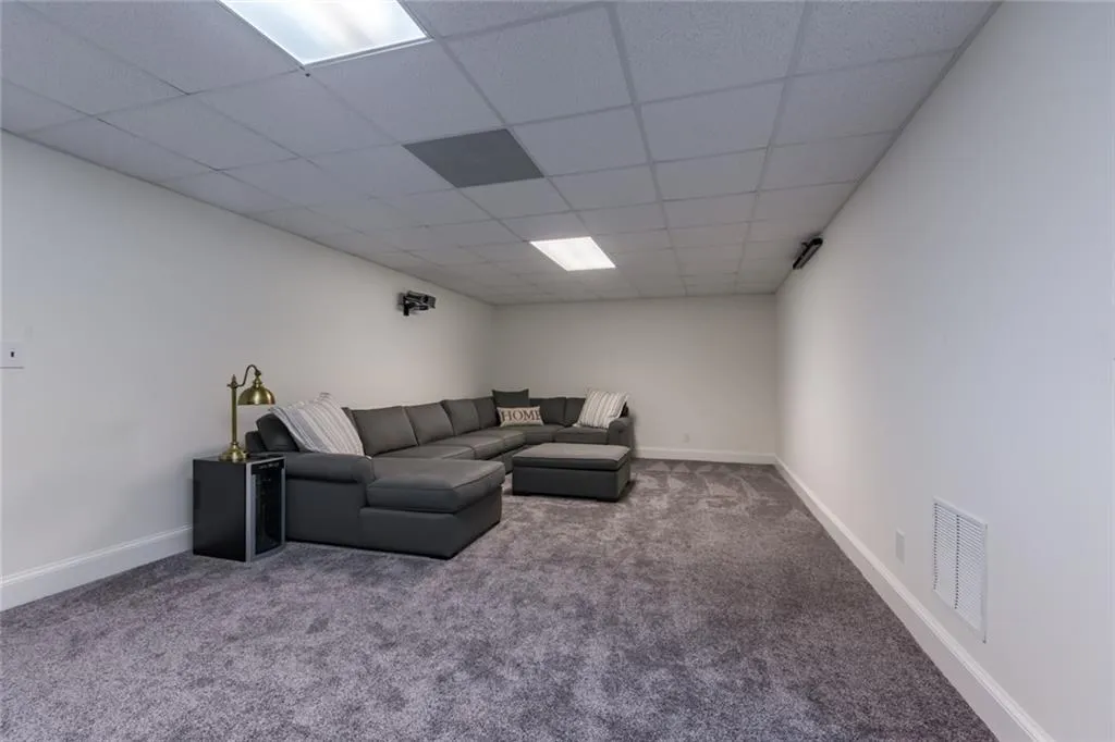 205 Summerhouse Lane, Sandy Springs, Georgia 30350, 5 Bedrooms Bedrooms, ,5 BathroomsBathrooms,Residential,Sold,205 Summerhouse Lane,6604996