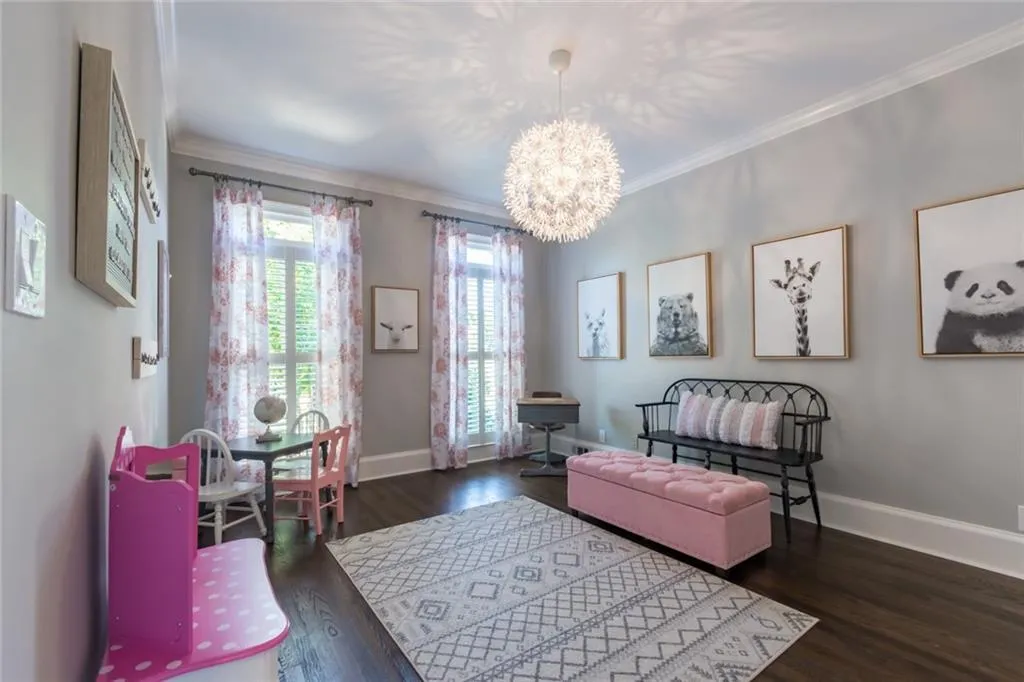 205 Summerhouse Lane, Sandy Springs, Georgia 30350, 5 Bedrooms Bedrooms, ,5 BathroomsBathrooms,Residential,Sold,205 Summerhouse Lane,6604996