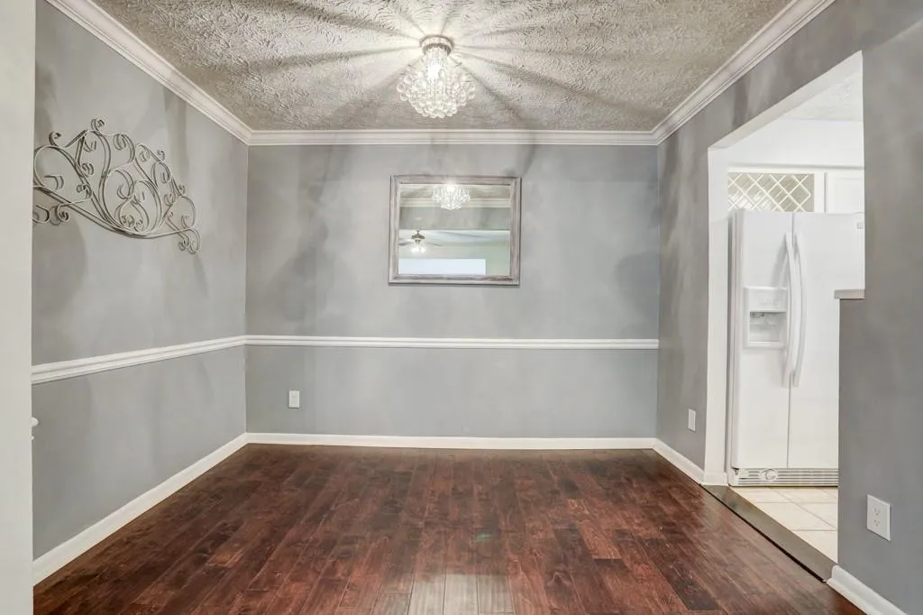 5149 Roswell Road Unit #8, Atlanta, Georgia 30342, 2 Bedrooms Bedrooms, ,1 BathroomBathrooms,Residential,Sold,5149 Roswell Road Unit #8,6629522