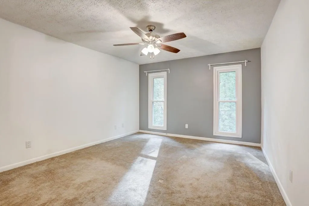 5149 Roswell Road Unit #8, Atlanta, Georgia 30342, 2 Bedrooms Bedrooms, ,1 BathroomBathrooms,Residential,Sold,5149 Roswell Road Unit #8,6629522