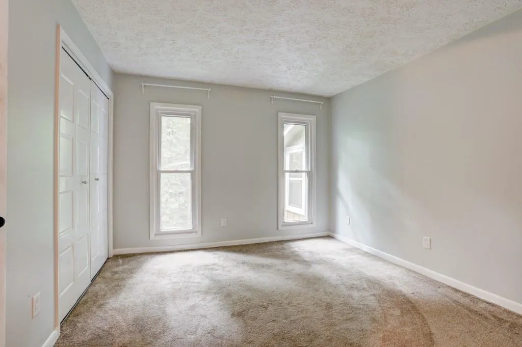 5149 Roswell Road Unit #8, Atlanta, Georgia 30342, 2 Bedrooms Bedrooms, ,1 BathroomBathrooms,Residential,Sold,5149 Roswell Road Unit #8,6629522