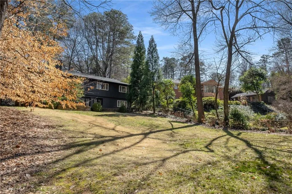 3240 Pinestream Road Nw, Atlanta, Georgia 30327, 4 Bedrooms Bedrooms, ,3 BathroomsBathrooms,Residential,For Sale,3240 Pinestream Road Nw,7537064