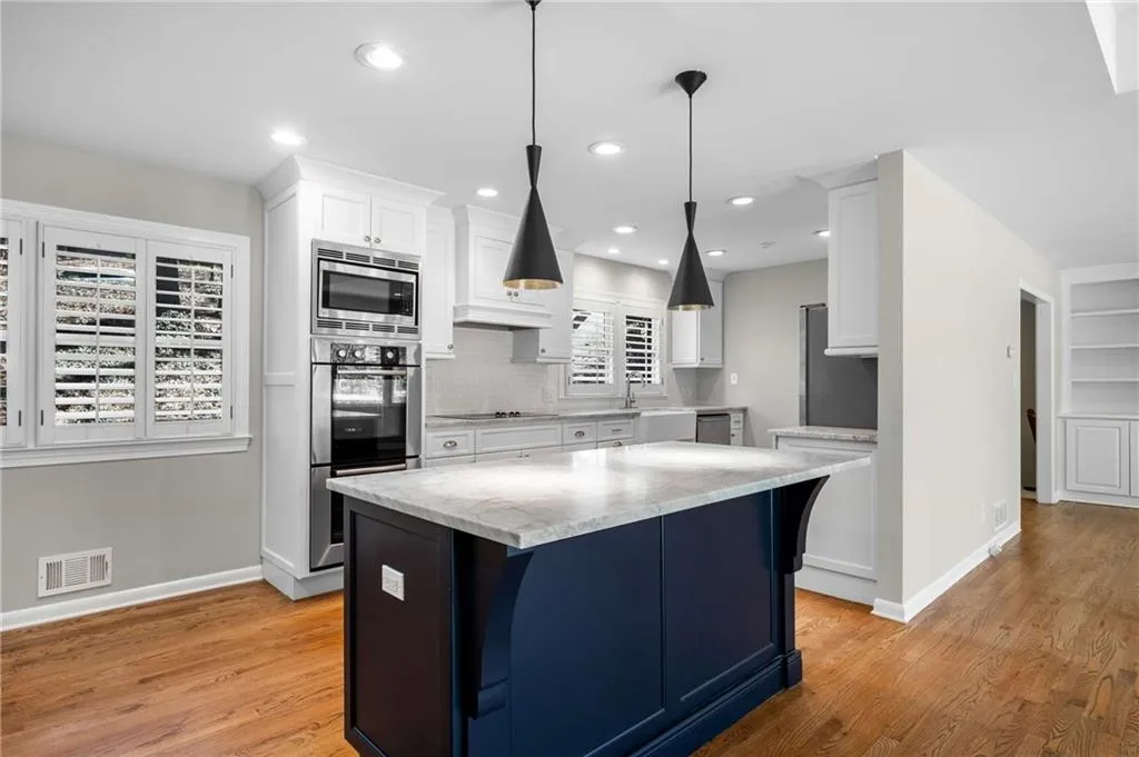 3240 Pinestream Road Nw, Atlanta, Georgia 30327, 4 Bedrooms Bedrooms, ,3 BathroomsBathrooms,Residential,For Sale,3240 Pinestream Road Nw,7537064