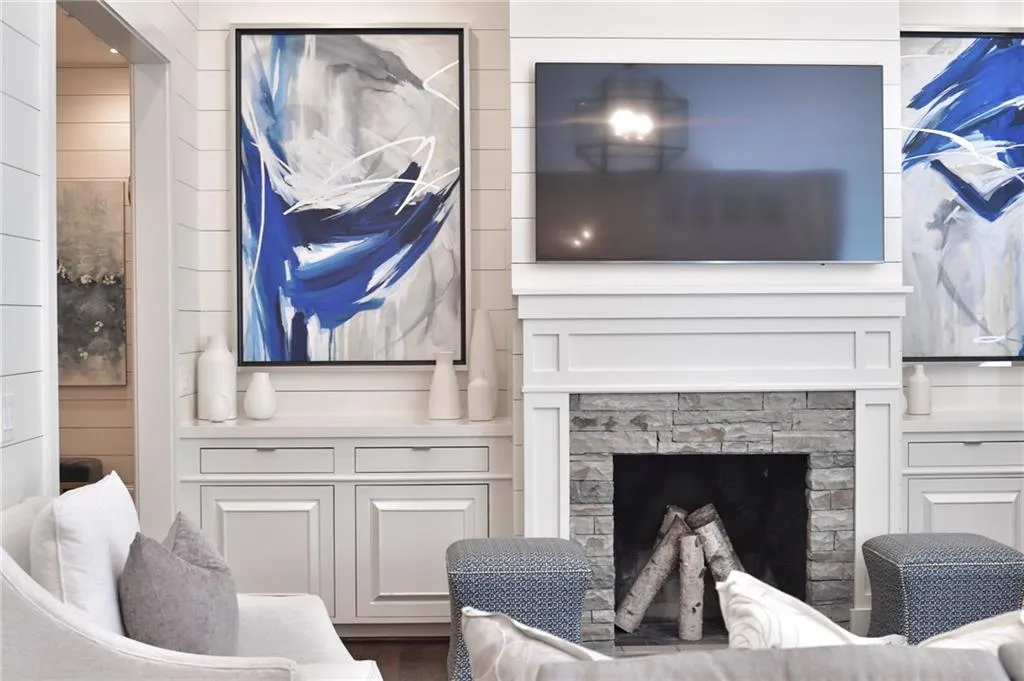 305 Forrest Lake Drive, Sandy Springs, Georgia 30327, 6 Bedrooms Bedrooms, ,7 BathroomsBathrooms,Residential,Sold,305 Forrest Lake Drive,7191191