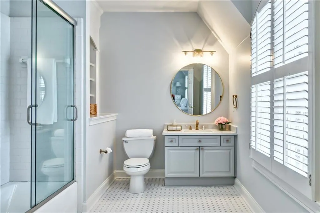 305 Forrest Lake Drive, Sandy Springs, Georgia 30327, 6 Bedrooms Bedrooms, ,7 BathroomsBathrooms,Residential,Sold,305 Forrest Lake Drive,7191191