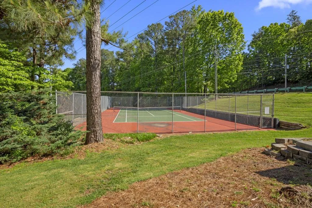 7106 Stonington Drive Ne, Sandy Springs, Georgia 30328, 3 Bedrooms Bedrooms, ,2 BathroomsBathrooms,Residential,Sold,7106 Stonington Drive Ne,6720035