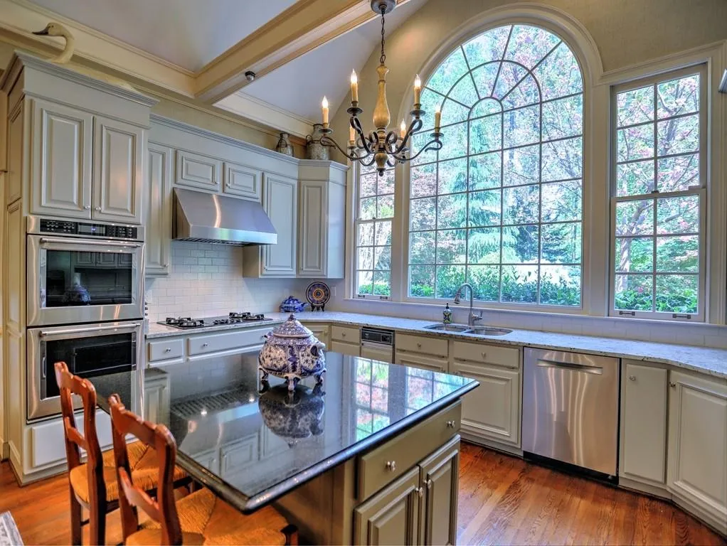 7660 Ball Mill Road, Sandy Springs, Georgia 30350, 5 Bedrooms Bedrooms, ,4 BathroomsBathrooms,Residential,Sold,7660 Ball Mill Road,6865969