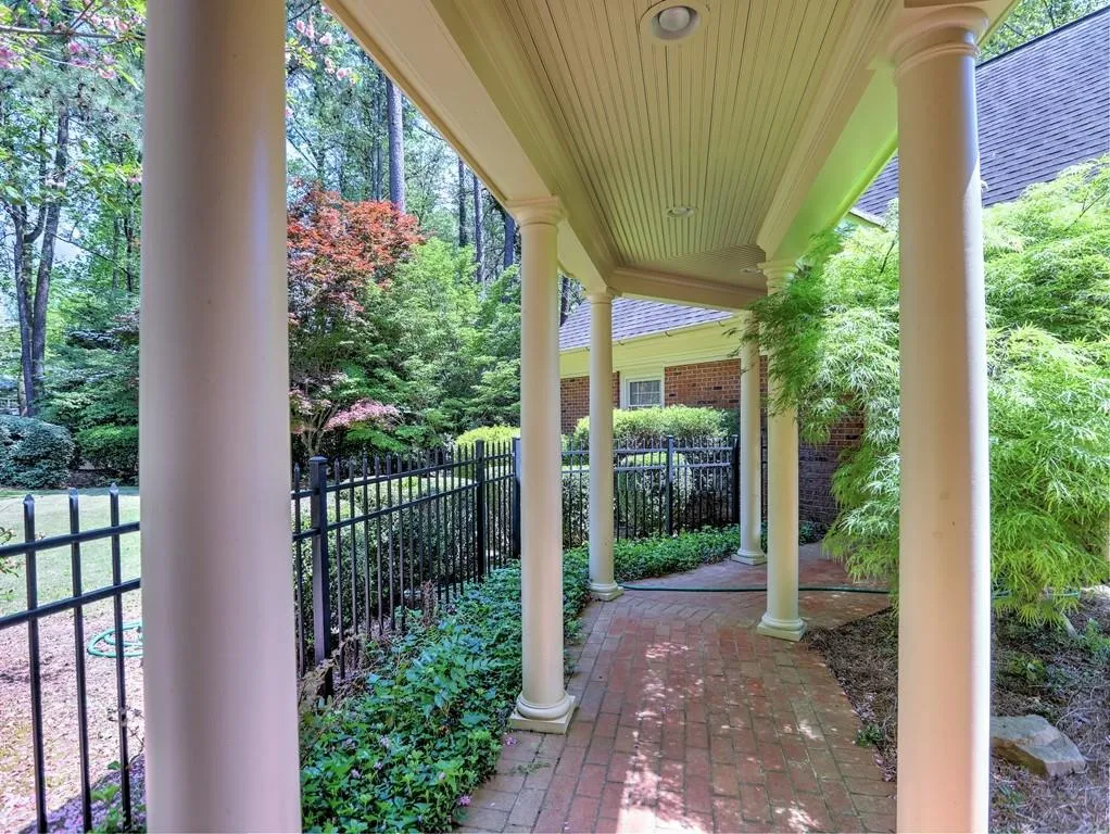 7660 Ball Mill Road, Sandy Springs, Georgia 30350, 5 Bedrooms Bedrooms, ,4 BathroomsBathrooms,Residential,Sold,7660 Ball Mill Road,6865969