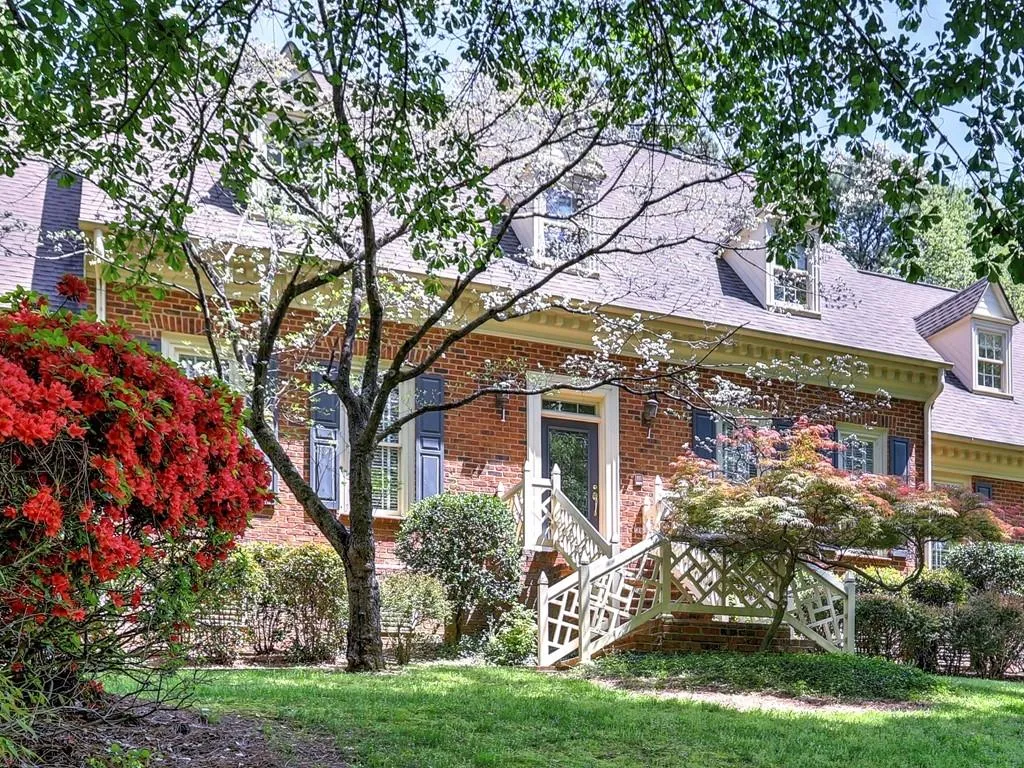 7660 Ball Mill Road, Sandy Springs, Georgia 30350, 5 Bedrooms Bedrooms, ,4 BathroomsBathrooms,Residential,Sold,7660 Ball Mill Road,6865969