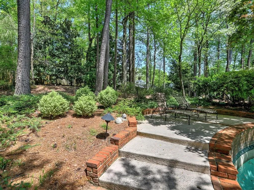 7660 Ball Mill Road, Sandy Springs, Georgia 30350, 5 Bedrooms Bedrooms, ,4 BathroomsBathrooms,Residential,Sold,7660 Ball Mill Road,6865969