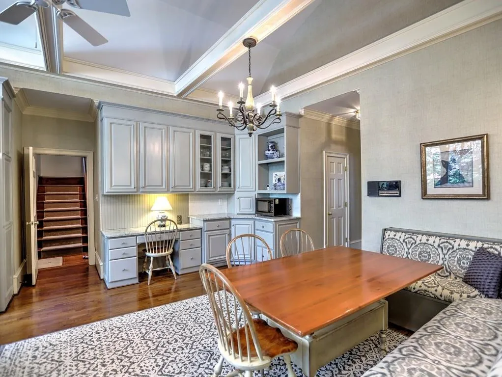 7660 Ball Mill Road, Sandy Springs, Georgia 30350, 5 Bedrooms Bedrooms, ,4 BathroomsBathrooms,Residential,Sold,7660 Ball Mill Road,6865969