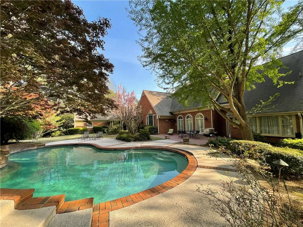 7660 Ball Mill Road, Sandy Springs, Georgia 30350, 5 Bedrooms Bedrooms, ,4 BathroomsBathrooms,Residential,Sold,7660 Ball Mill Road,6865969