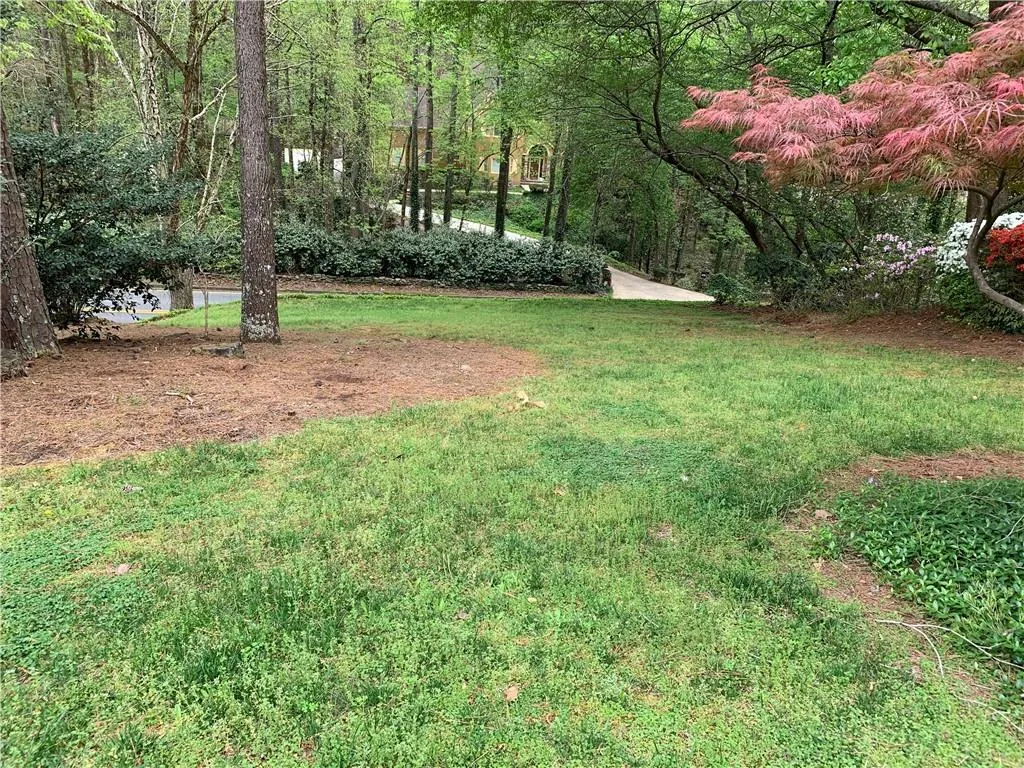 7660 Ball Mill Road, Sandy Springs, Georgia 30350, 5 Bedrooms Bedrooms, ,4 BathroomsBathrooms,Residential,Sold,7660 Ball Mill Road,6865969