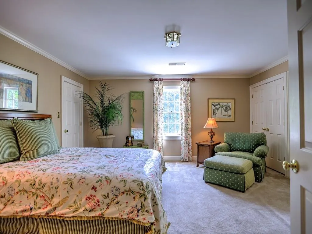 7660 Ball Mill Road, Sandy Springs, Georgia 30350, 5 Bedrooms Bedrooms, ,4 BathroomsBathrooms,Residential,Sold,7660 Ball Mill Road,6865969