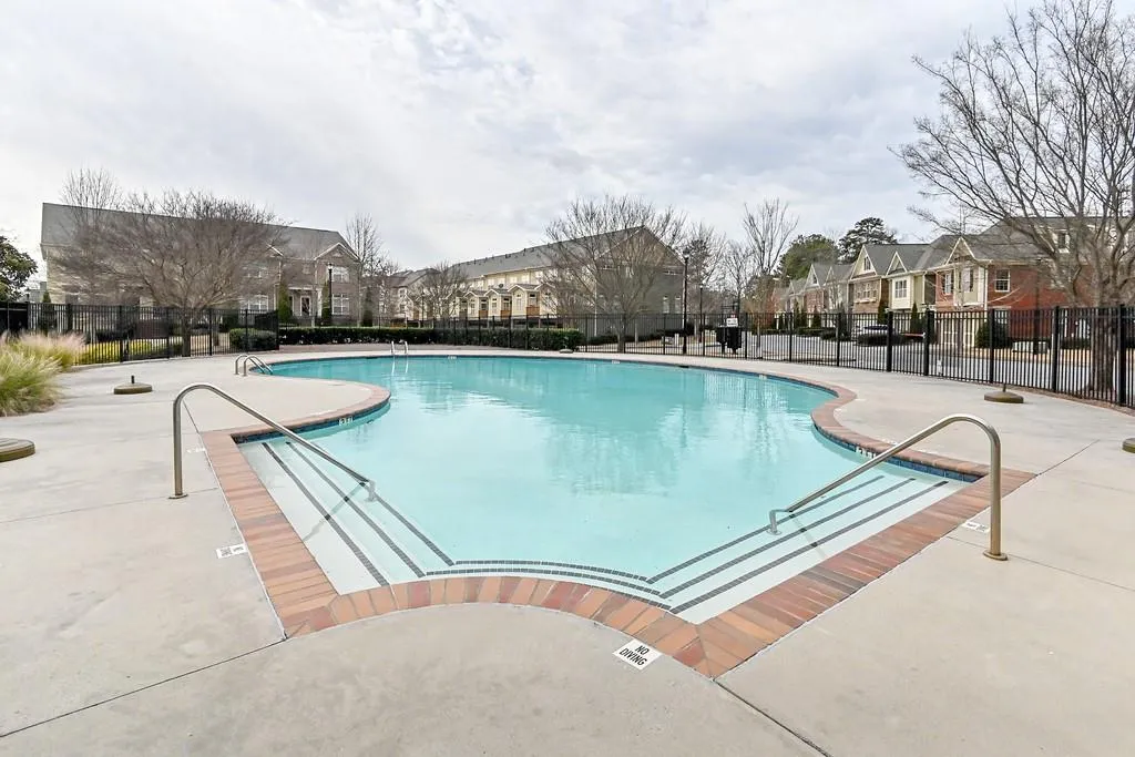7265 Glisten Avenue Unit 124, Sandy Springs, Georgia 30328, 2 Bedrooms Bedrooms, ,2 BathroomsBathrooms,Residential,Sold,7265 Glisten Avenue Unit 124,6665743