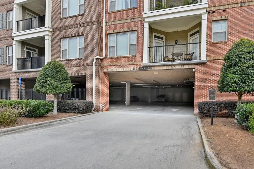 7265 Glisten Avenue Unit 124, Sandy Springs, Georgia 30328, 2 Bedrooms Bedrooms, ,2 BathroomsBathrooms,Residential,Sold,7265 Glisten Avenue Unit 124,6665743
