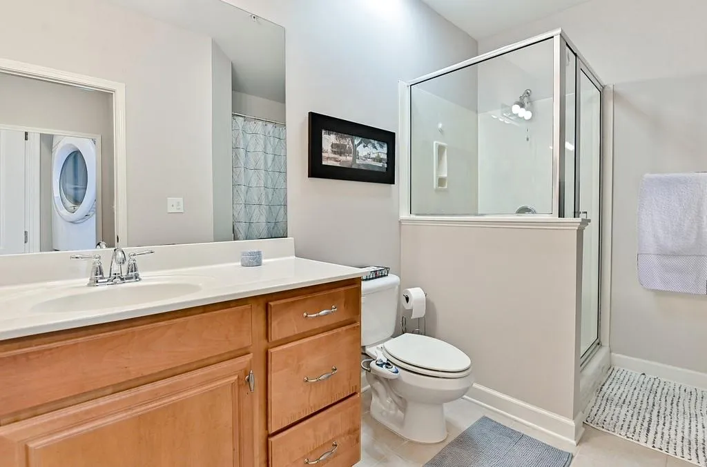 7265 Glisten Avenue Unit 124, Sandy Springs, Georgia 30328, 2 Bedrooms Bedrooms, ,2 BathroomsBathrooms,Residential,Sold,7265 Glisten Avenue Unit 124,6665743