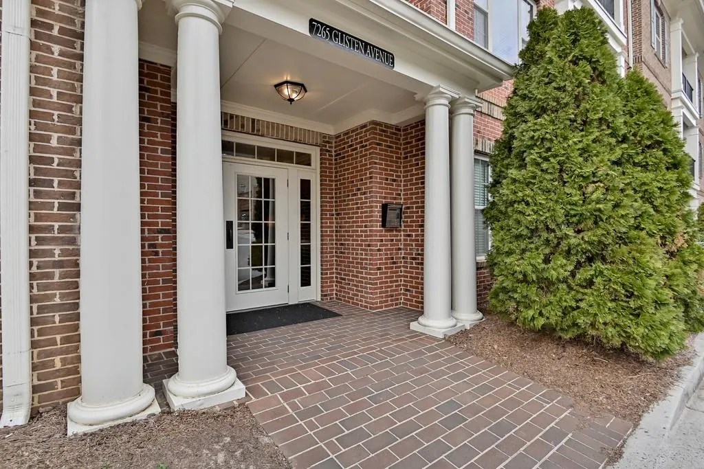 7265 Glisten Avenue Unit 124, Sandy Springs, Georgia 30328, 2 Bedrooms Bedrooms, ,2 BathroomsBathrooms,Residential,Sold,7265 Glisten Avenue Unit 124,6665743