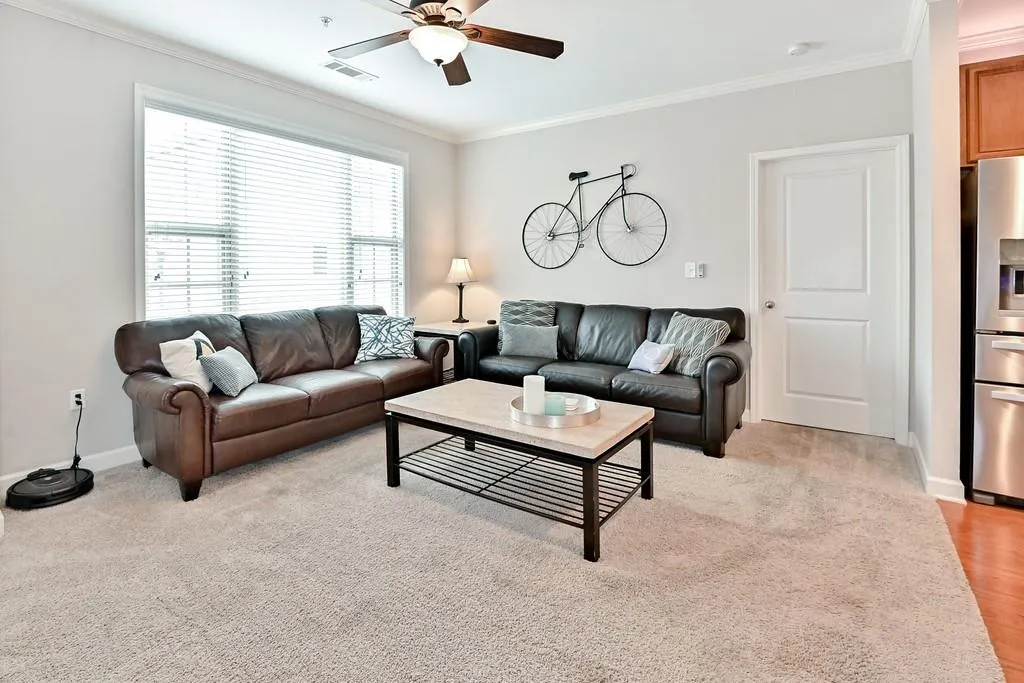 7265 Glisten Avenue Unit 124, Sandy Springs, Georgia 30328, 2 Bedrooms Bedrooms, ,2 BathroomsBathrooms,Residential,Sold,7265 Glisten Avenue Unit 124,6665743