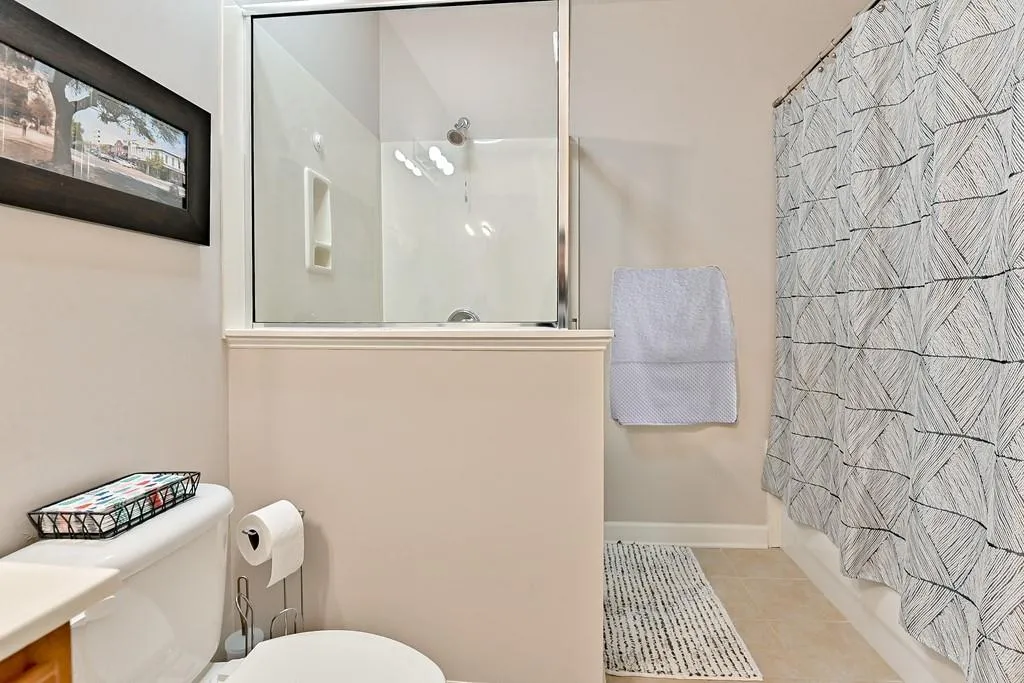 7265 Glisten Avenue Unit 124, Sandy Springs, Georgia 30328, 2 Bedrooms Bedrooms, ,2 BathroomsBathrooms,Residential,Sold,7265 Glisten Avenue Unit 124,6665743