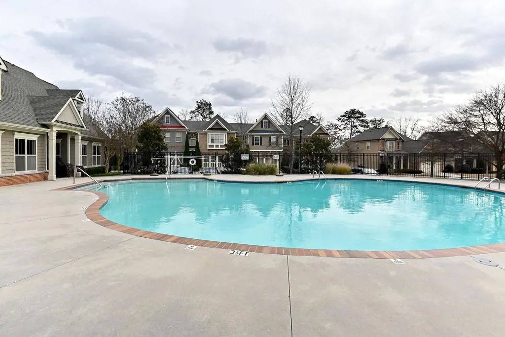 7265 Glisten Avenue Unit 124, Sandy Springs, Georgia 30328, 2 Bedrooms Bedrooms, ,2 BathroomsBathrooms,Residential,Sold,7265 Glisten Avenue Unit 124,6665743
