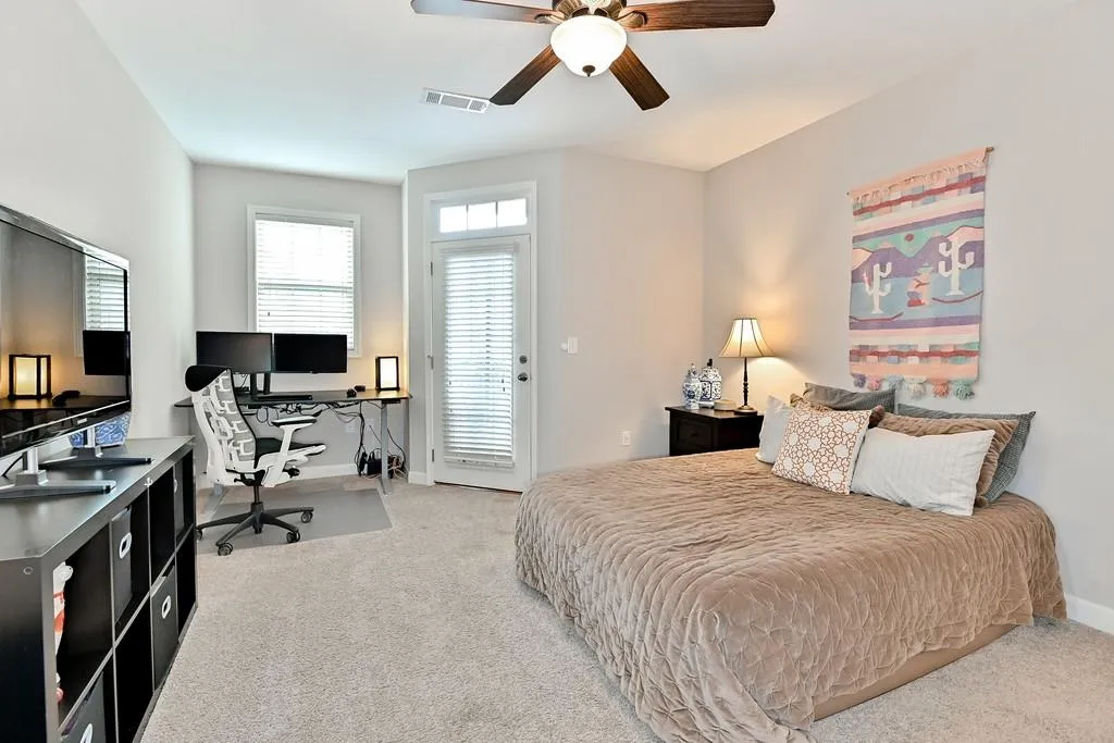 7265 Glisten Avenue Unit 124, Sandy Springs, Georgia 30328, 2 Bedrooms Bedrooms, ,2 BathroomsBathrooms,Residential,Sold,7265 Glisten Avenue Unit 124,6665743