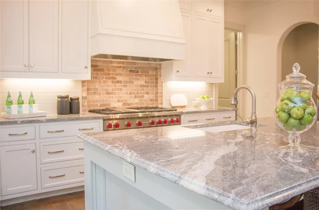 733 Glenairy Court Ne, Sandy Springs, Georgia 30328, 5 Bedrooms Bedrooms, ,5 BathroomsBathrooms,Residential,Sold,733 Glenairy Court Ne,5709883