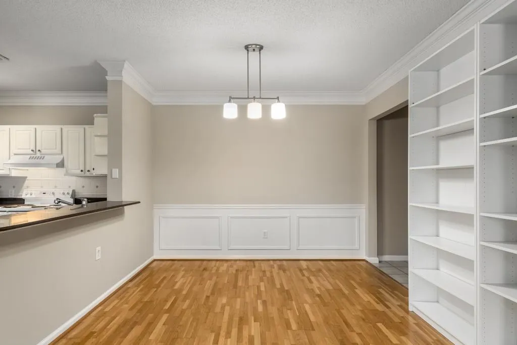 955 Juniper Street Ne Unit 4331, Atlanta, Georgia 30309, 2 Bedrooms Bedrooms, ,2 BathroomsBathrooms,Residential,For Sale,955 Juniper Street Ne Unit 4331,7514697