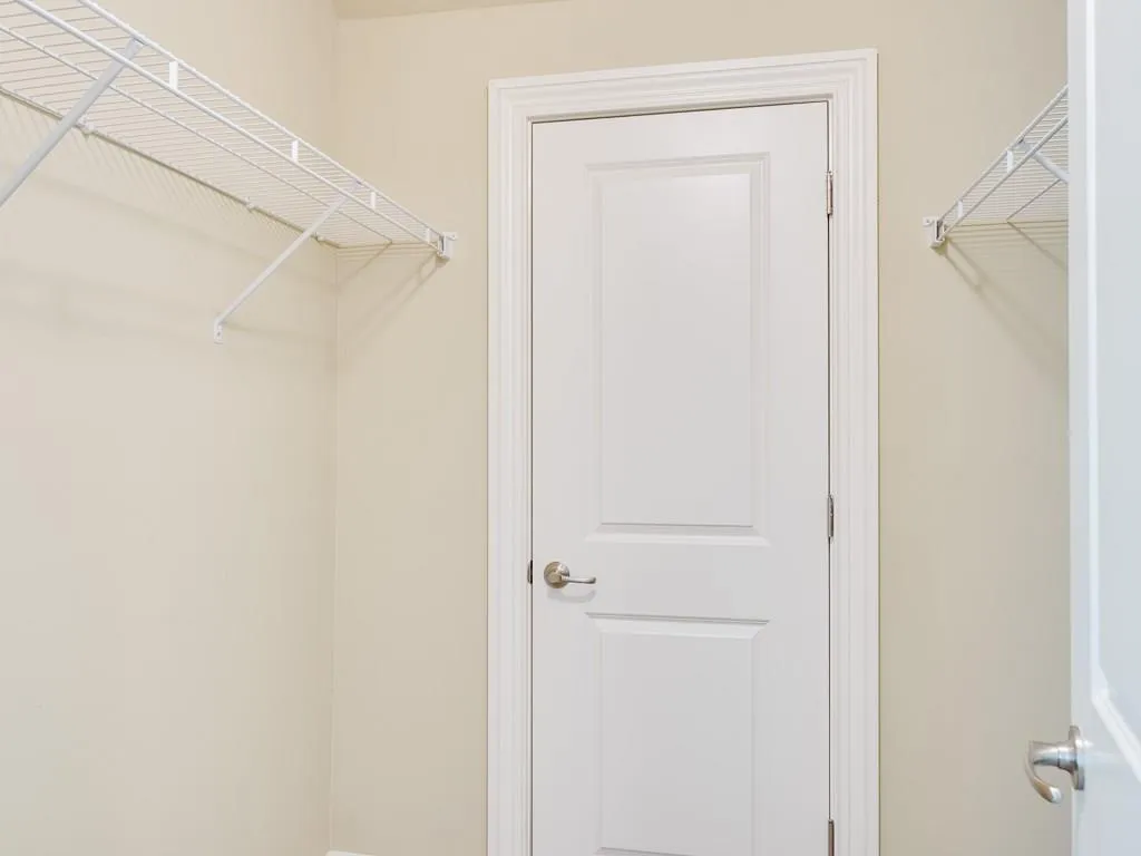 230 Le Gran Bend Ne Unit 230, Sandy Springs, Georgia 30328, 2 Bedrooms Bedrooms, ,2 BathroomsBathrooms,Residential,Sold,230 Le Gran Bend Ne Unit 230,5705156