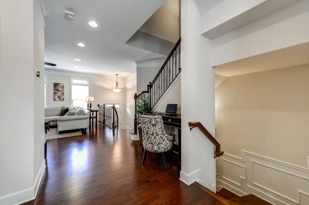 3290 Ne Ferncliff Lane, Atlanta, Georgia 30324, 3 Bedrooms Bedrooms, ,3 BathroomsBathrooms,Residential,Sold,3290 Ne Ferncliff Lane,5520658
