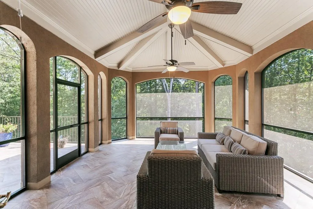 8325 Jett Ferry Road, Sandy Springs, Georgia 30350, 5 Bedrooms Bedrooms, ,4 BathroomsBathrooms,Residential,Sold,8325 Jett Ferry Road,6626685
