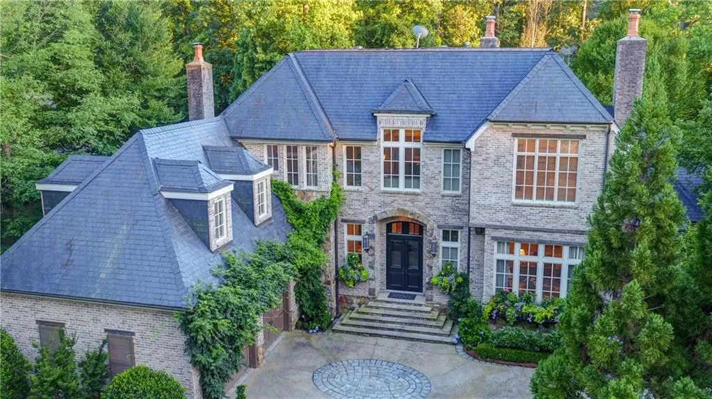 675 W Paces Ferry Road Nw, Atlanta, Georgia 30327, 5 Bedrooms Bedrooms, ,6 BathroomsBathrooms,Residential,Sold,675 W Paces Ferry Road Nw,5823666