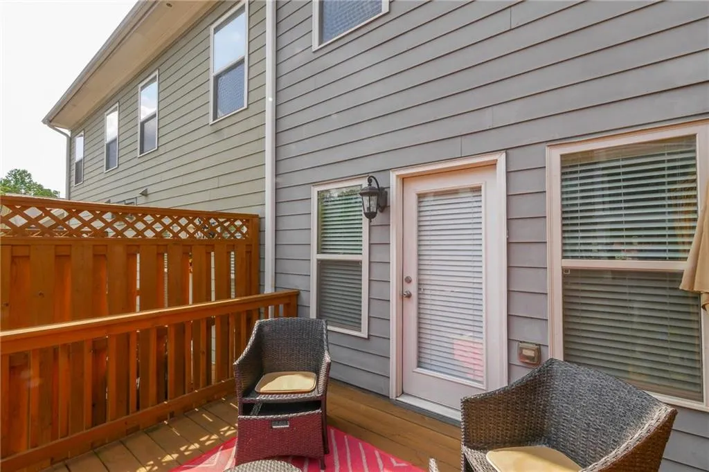 7170 Glisten Avenue, Sandy Springs, Georgia 30328, 3 Bedrooms Bedrooms, ,3 BathroomsBathrooms,Residential,Sold,7170 Glisten Avenue,5756403