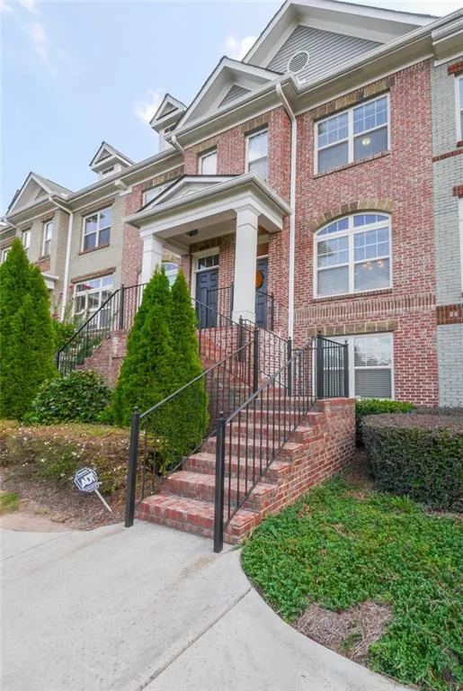 7170 Glisten Avenue, Sandy Springs, Georgia 30328, 3 Bedrooms Bedrooms, ,3 BathroomsBathrooms,Residential,Sold,7170 Glisten Avenue,5756403