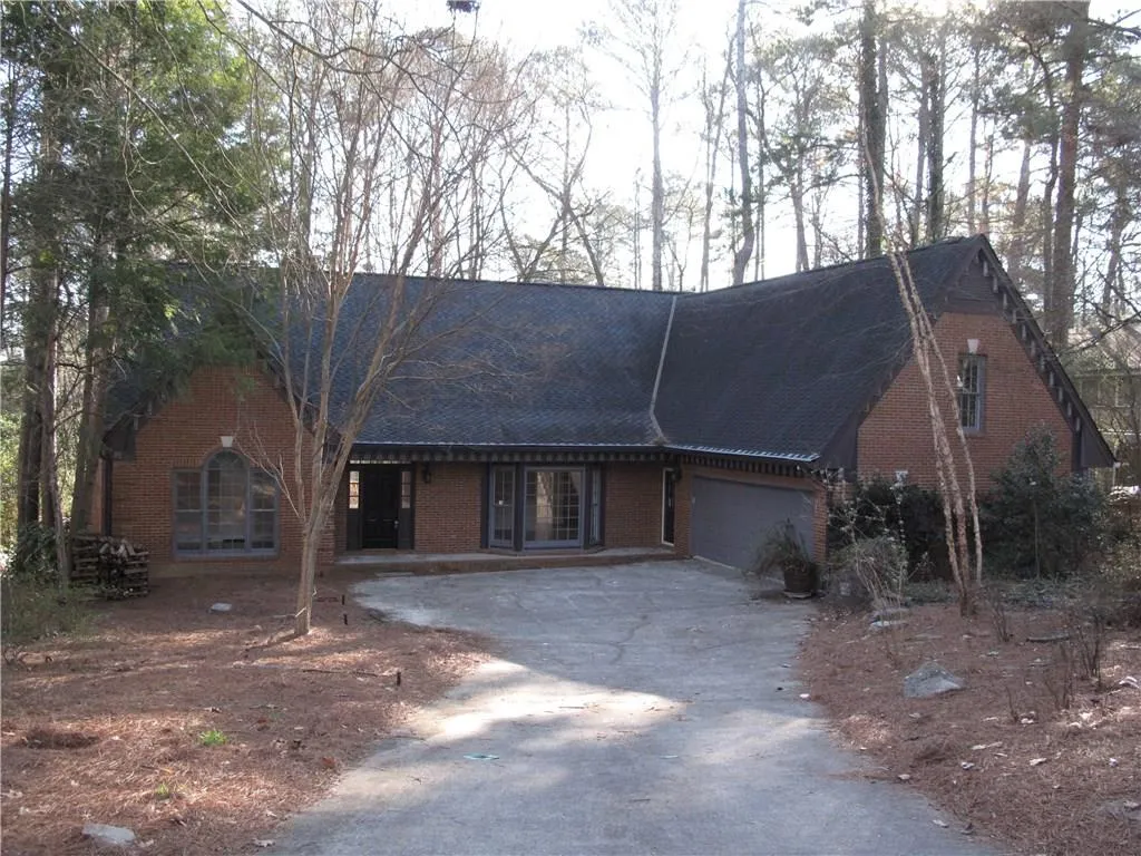 405 Stone Mill Trail, Sandy Springs, Georgia 30328, 5 Bedrooms Bedrooms, ,3 BathroomsBathrooms,Residential,Sold,405 Stone Mill Trail,5652272